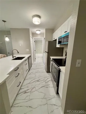 2575 S Syracuse Way #J102 Denver, CO 80231