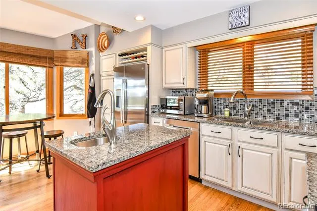 25758 Summergreen Lane Golden, CO 80401