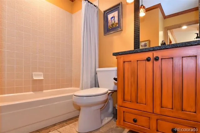 25758 Summergreen Lane Golden, CO 80401