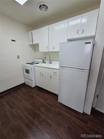 197 E Powers Avenue #11 Littleton, CO 80121