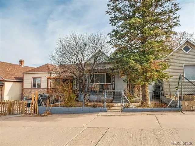 910 Elm Street Pueblo, CO 81004