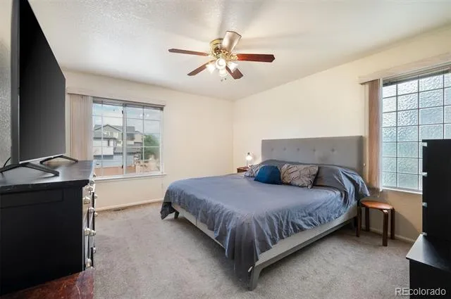 4819 Halifax Way Denver, CO 80249