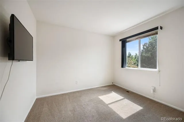 4819 Halifax Way Denver, CO 80249