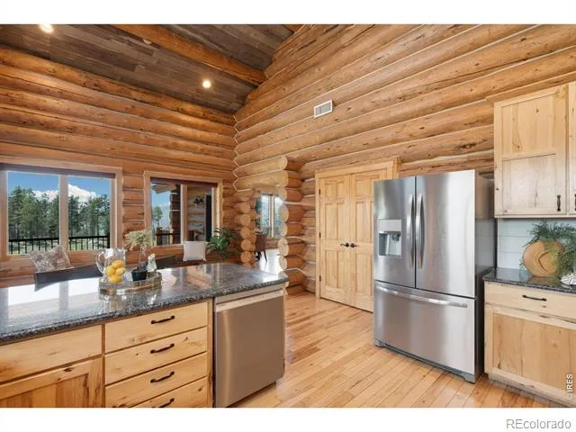 3086 Davis Ranch Road Bellvue, CO 80512