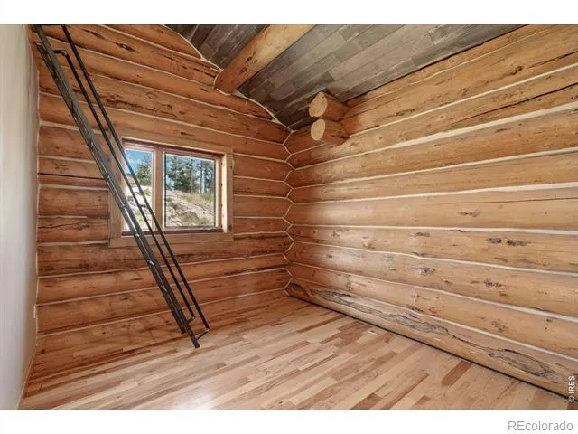 3086 Davis Ranch Road Bellvue, CO 80512