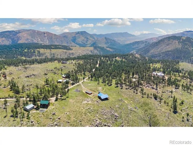 3086 Davis Ranch Road Bellvue, CO 80512