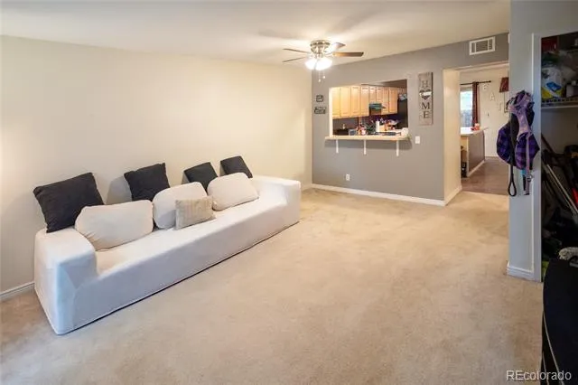 1312 S Carson Way Aurora, CO 80012