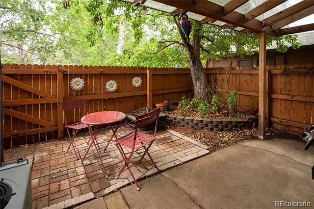 1312 S Carson Way Aurora, CO 80012