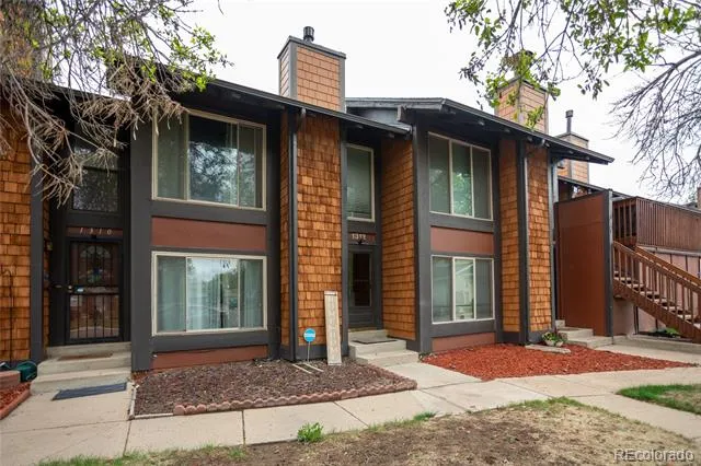 1312 S Carson Way Aurora, CO 80012