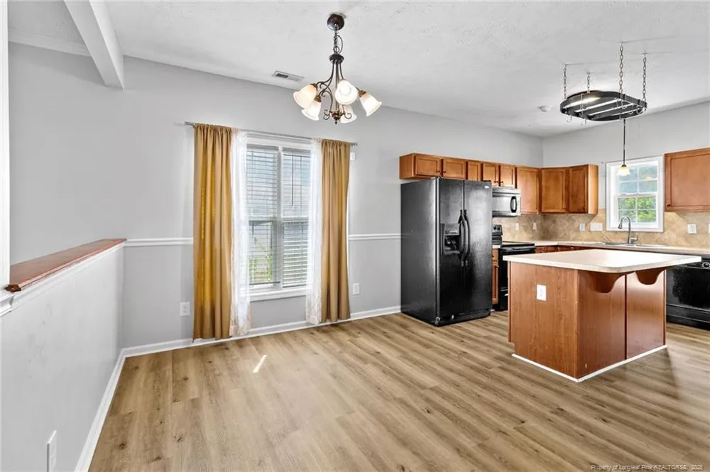 3600 Crosswinds Drive Hope Mills, NC 28348