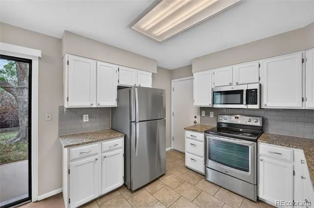 446 S Lima Circle Aurora, CO 80012