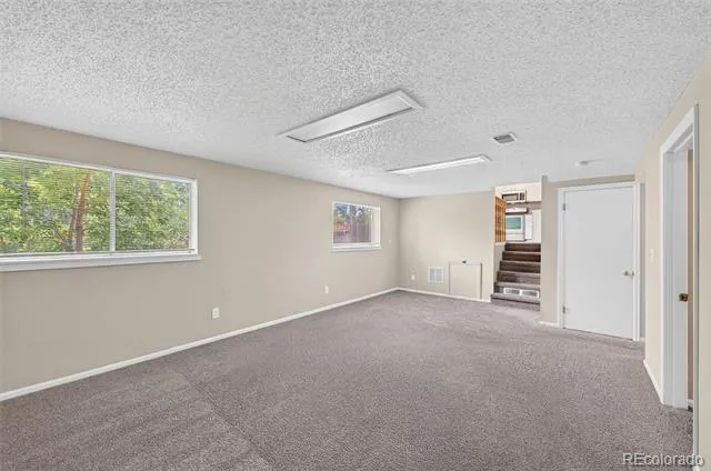 446 S Lima Circle Aurora, CO 80012