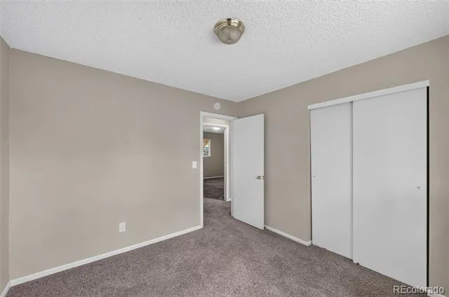 446 S Lima Circle Aurora, CO 80012