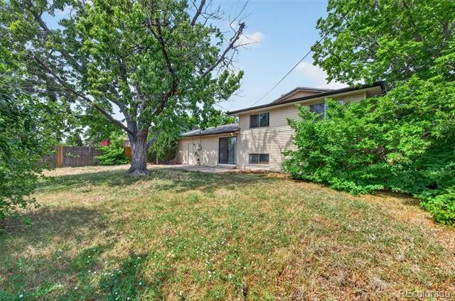 446 S Lima Circle Aurora, CO 80012