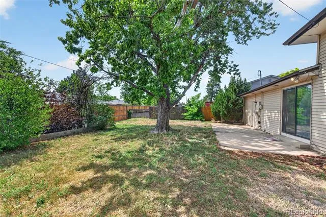 446 S Lima Circle Aurora, CO 80012