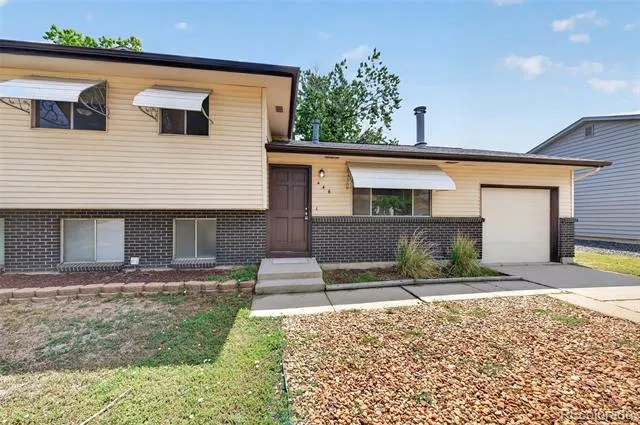 446 S Lima Circle Aurora, CO 80012