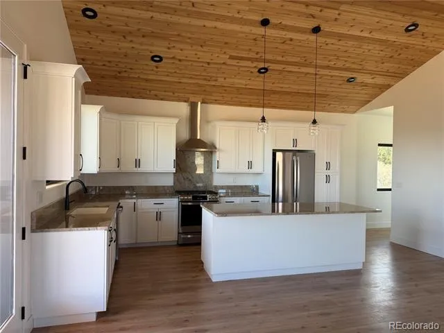 538 Friar Tuck Drive Divide, CO 80814