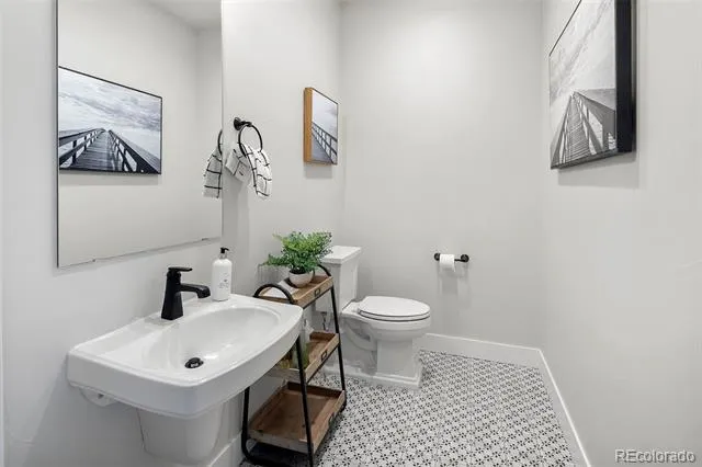 888 S Valentia Street #16-101 Denver, CO 80247