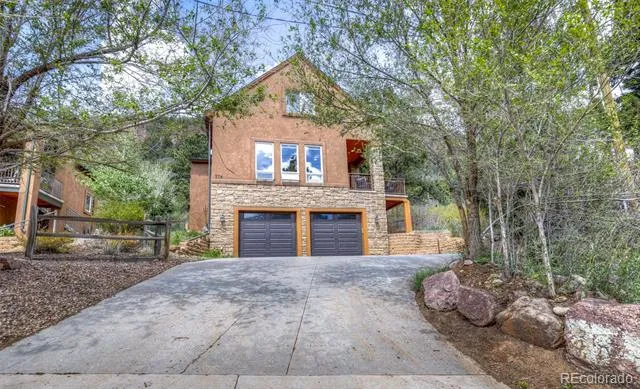 374 Hoover Lane Palmer Lake, CO 80133