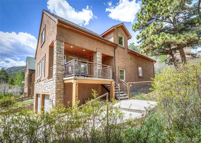 374 Hoover Lane Palmer Lake, CO 80133