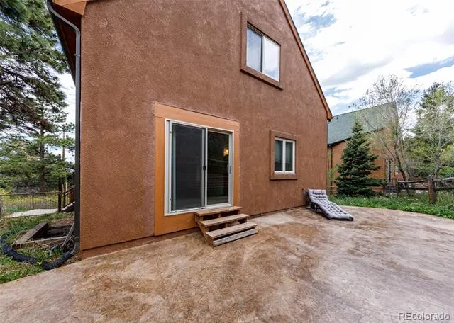 374 Hoover Lane Palmer Lake, CO 80133