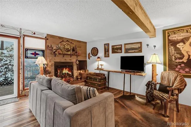 560 Manor Court Woodland Park, CO 80863