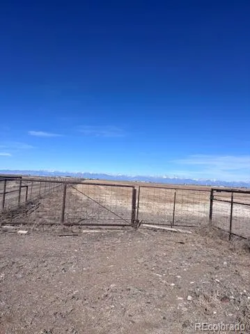 1099 W County Road 11 Center, CO 81125