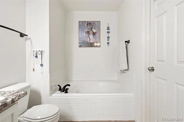 4232 S Blackhawk Circle #5C Aurora, CO 80014