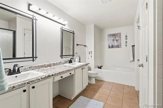 4232 S Blackhawk Circle #5C Aurora, CO 80014