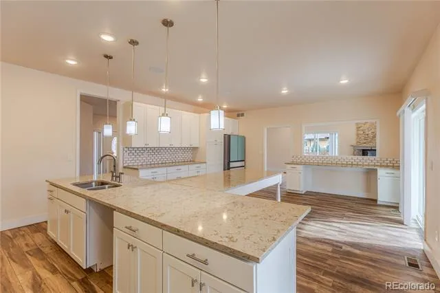 995 S Locust Street Denver, CO 80224