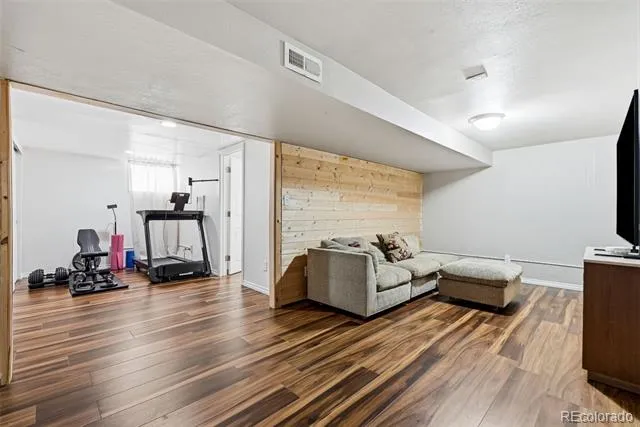 3233 Troy Street Aurora, CO 80011