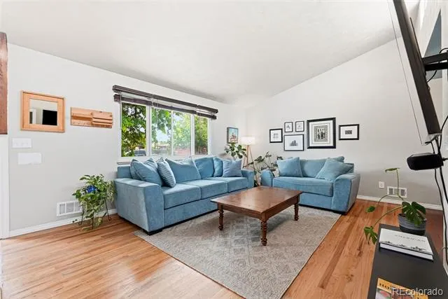 3233 Troy Street Aurora, CO 80011