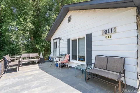 811 E Prospect Road