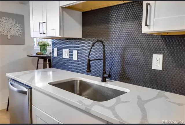 5551 S Delaware Street Littleton, CO 80120