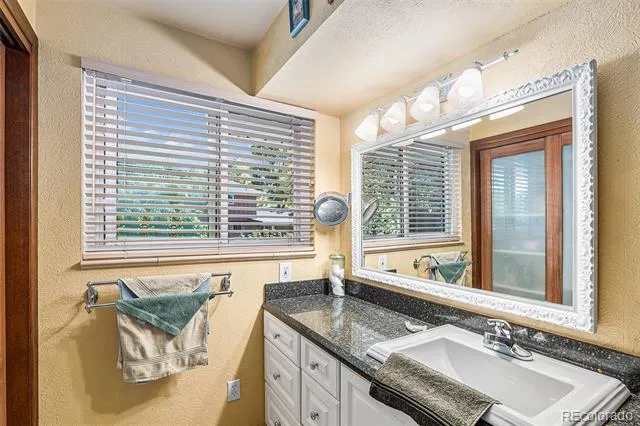 7622 E Nassau Avenue Denver, CO 80237