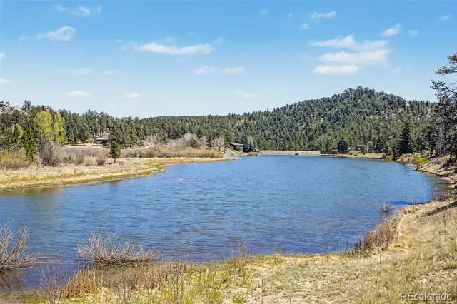 177 Cedar Drive Lyons, CO 80540