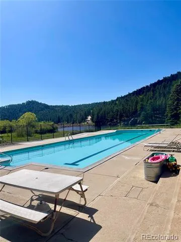 177 Cedar Drive Lyons, CO 80540