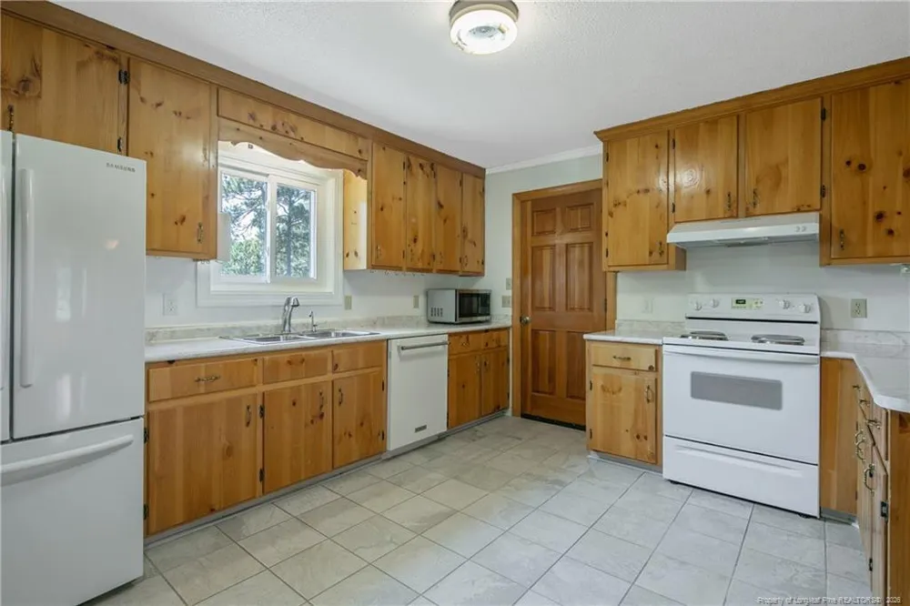 401 Carolina Way Sanford, NC 27332