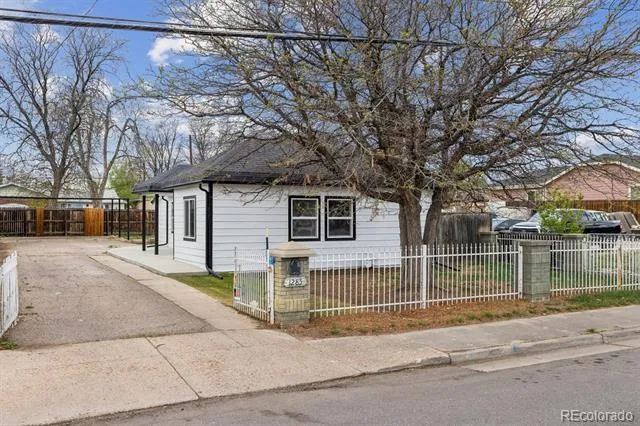 1285 S Irving Street Denver, CO 80219