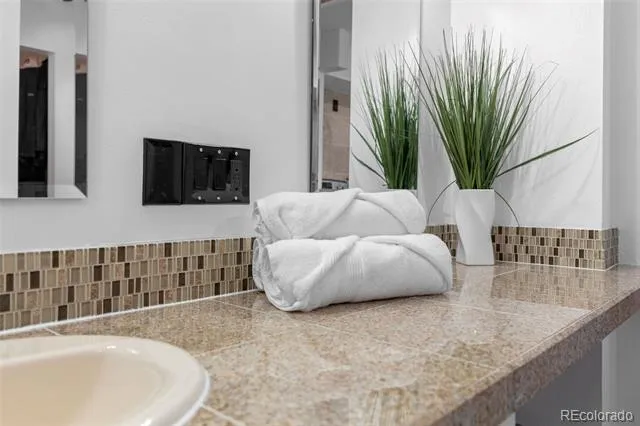 1020 15th ST #29B Denver, CO 80202