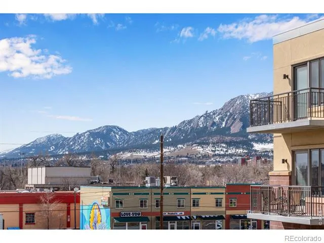 3401 Arapahoe Avenue #402 Boulder, CO 80303