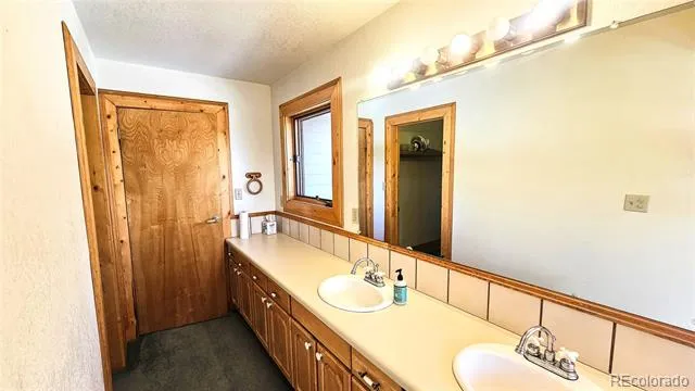 46 Camino Baca Grande Crestone, CO 81131