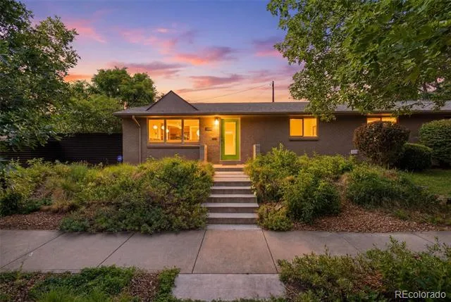 2122 W 41st Avenue Denver, CO 80211