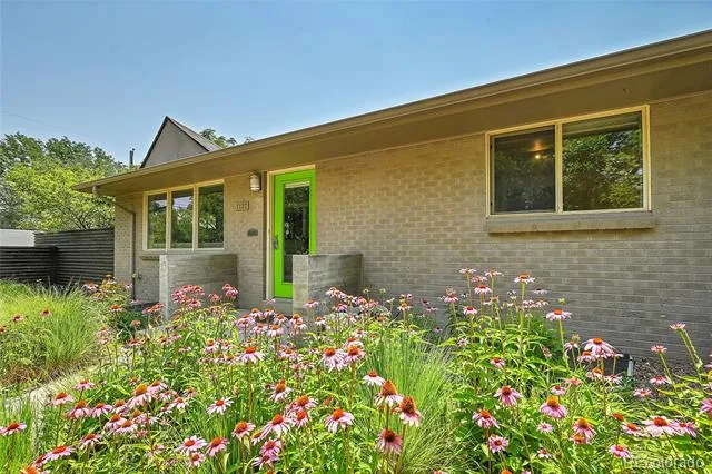 2122 W 41st Avenue Denver, CO 80211