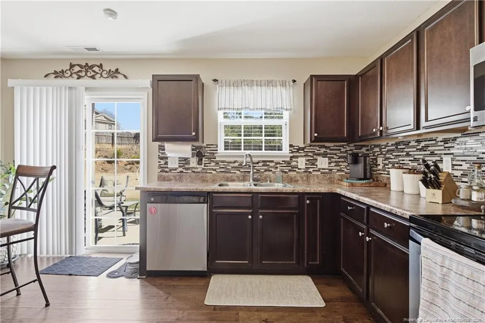 3805 Ballad Lane Fayetteville, NC 28306