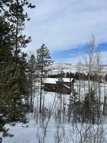 114, 122 Mustang Trail Grand Lake, CO 80447