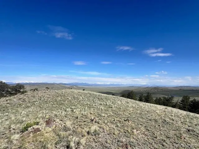 110 Watonga Road Guffey, CO 80449