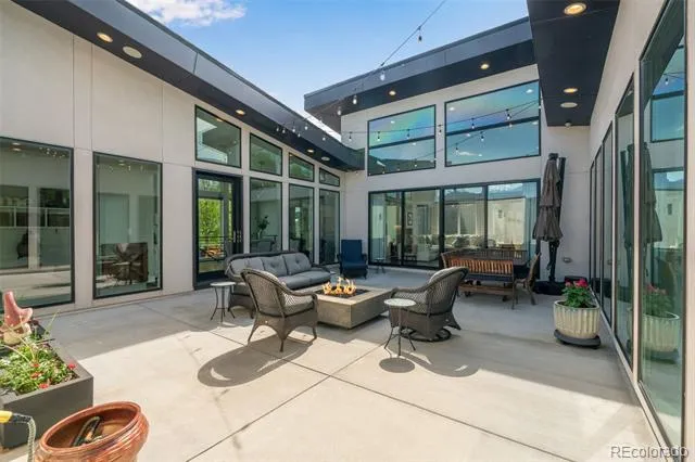 10 Wilder Lane Littleton, CO 80123