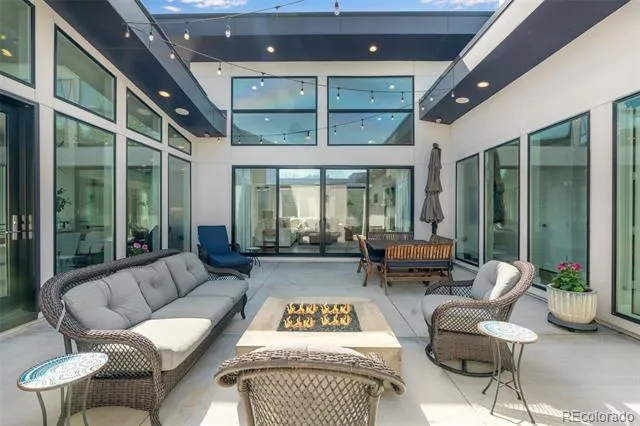 10 Wilder Lane Littleton, CO 80123