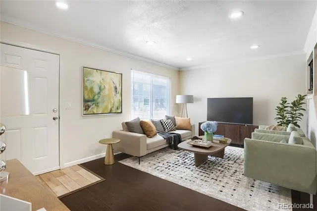1435 Norfolk Street Aurora, CO 80011